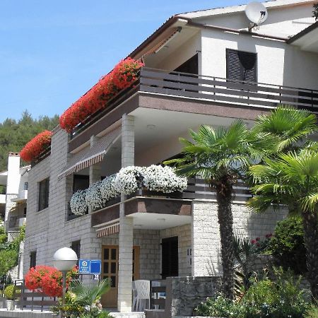 Apartments With A Parking Space Rabac, Labin - 13151 Dış mekan fotoğraf